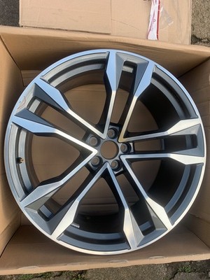1x Felge 10,0x22 ET21 AUDI Q8 SQ8 4M8601025J