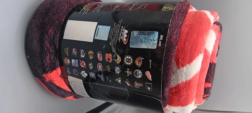 Placa de licença de metal NHL Detroit Red Wings feita à mão abajur de mesa esportivo e arremesso preto - Imagem 3 de 4