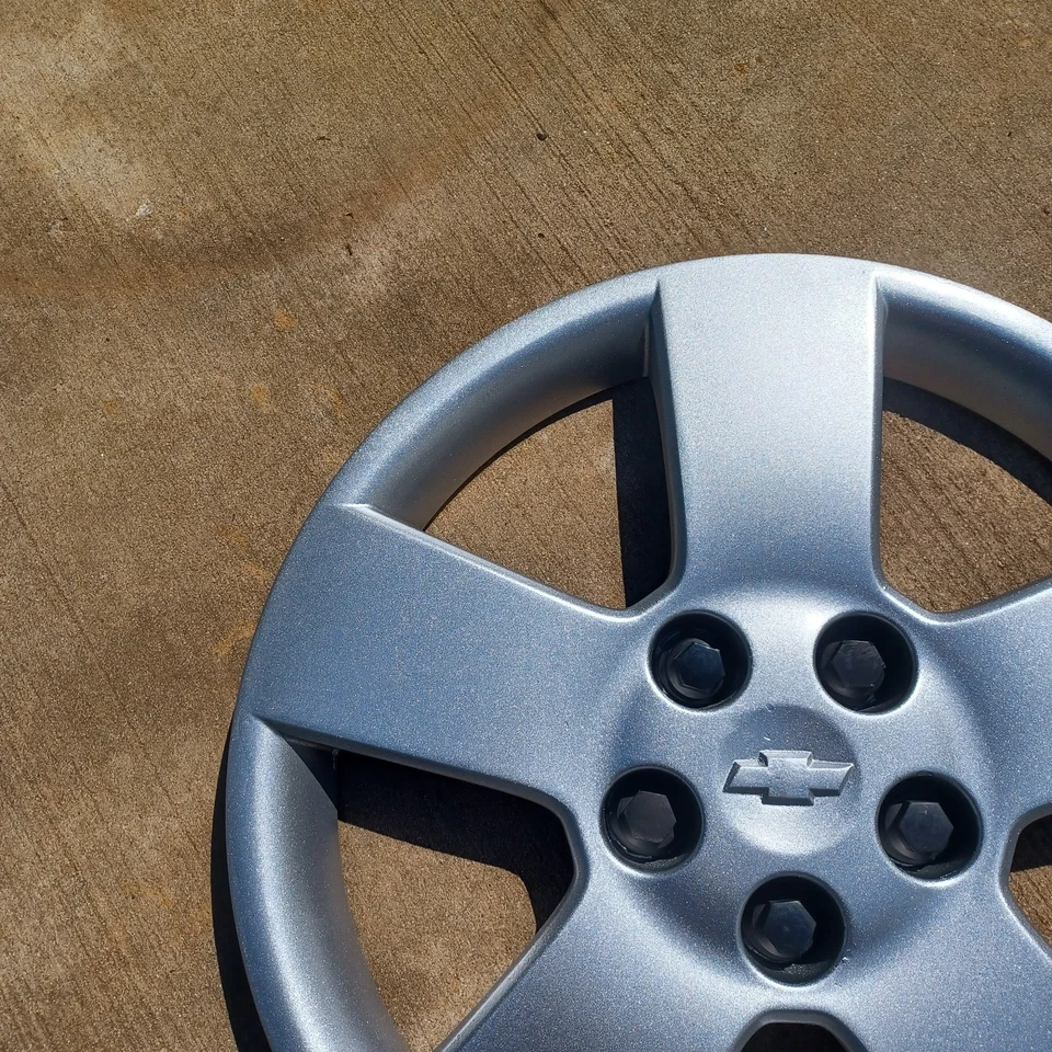 Chevrolet HHR hubcap 2006- 2011 fits 16 inch wheels 9596079, 3251 Repainted 2 - Image 2 of 4