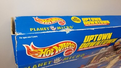 Hot Wheels Planet Micro Uptown Downtown Playset 1997 Mattel NEW