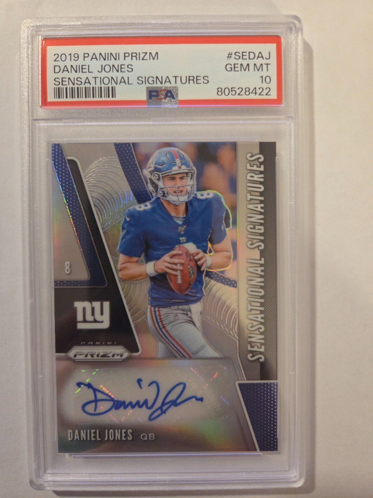 2019 Prizm Daniel Jones Sensational Signatures RC Auto #SE-DAJ Giants PSA 10