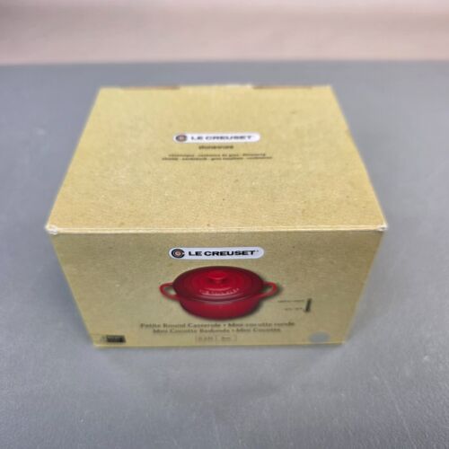 Le Creuset Stoneware Mini Petite Round Cocotte Casserole 2 Tone Gray NEW in Box - Picture 2 of 5