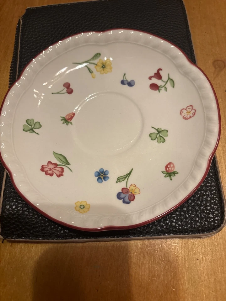 Caneca e pires de café Johnson Brothers -Feito na Inglaterra -6 conjuntos disponíveis  - Imagem 3 de 4