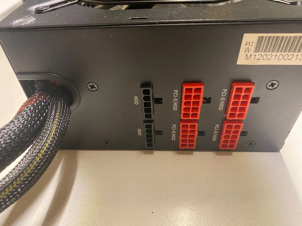 Antec HCG-620M 620W 80 Plus Bronze Gamer  Netzteil  -gebraucht- - Bild 3 von 4