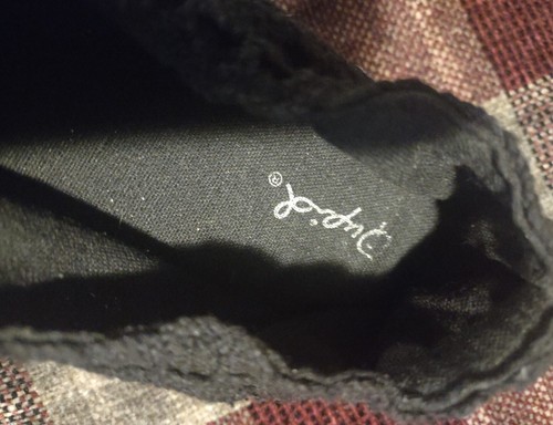 QUPID Women's Size 8, Black, Round Toe, Low Top, Slip On, Macrame Shoes, PRETTY! - Picture 7 of 13