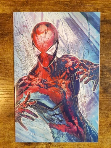 Amazing Spider-Man #21 Megacon Retailer Exclusive Virgin Variant Giang NM/NM+