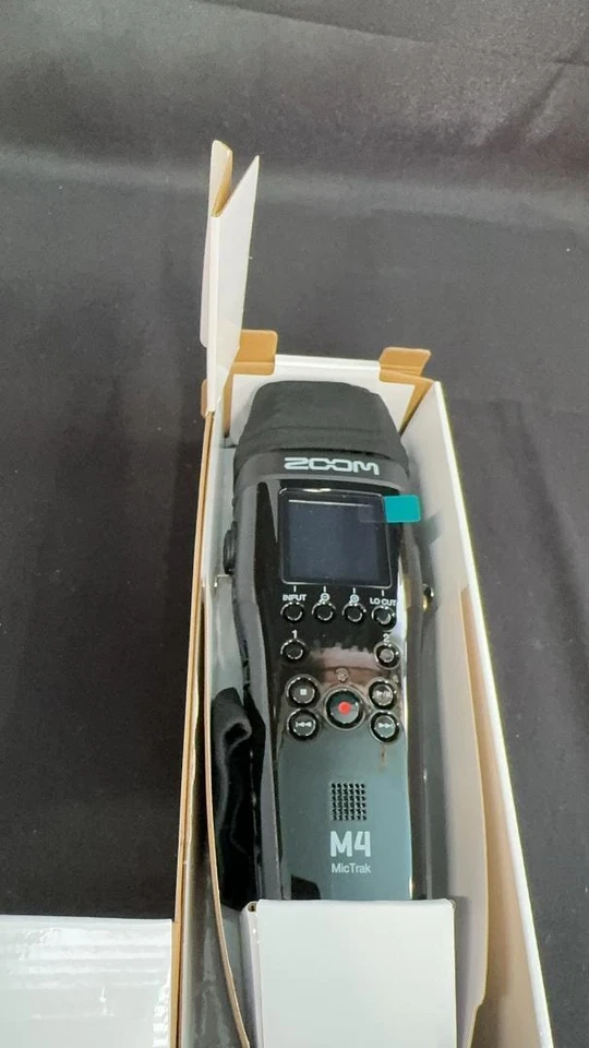 Zoom M4 MicTrak TM Handheld Stereo Microphone 4Track Recorder Color Black  - Image 2 of 4