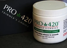 PRO 420 Sticky Scissor Solution- Cleaning Jar for your Sticky Scissors- Harvest 