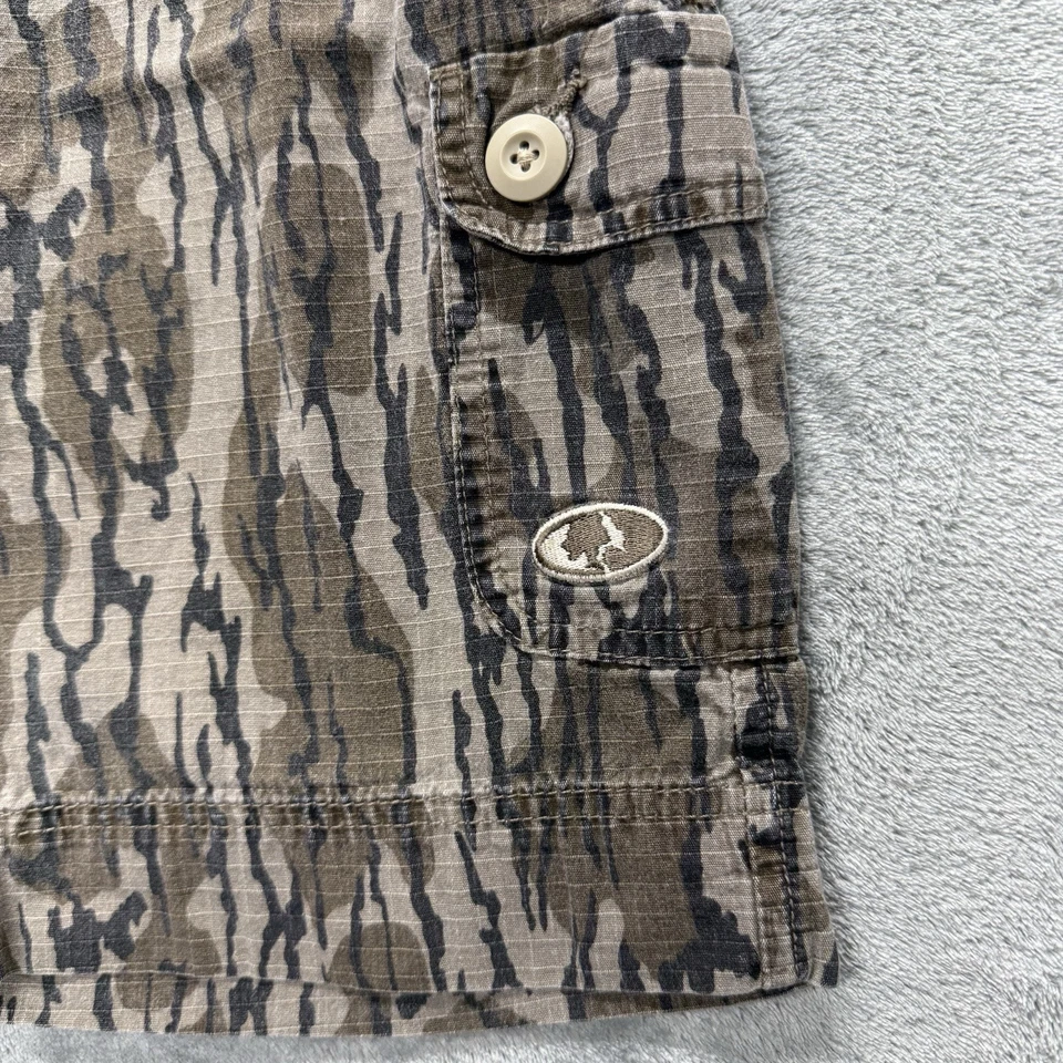 mossy oak camo real tree womens short size 8 - Image 2 of 4