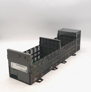Allen-Bradley 1746-A13 13-Slot PLC Rack w/1746-P2 Power Supply - Broken Plastic