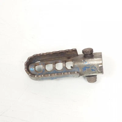 Cale pied origine pour Auto Derbi 50 fixation 23mm Ø8mm Occasion - Photo 1/2
