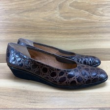 Salvatore Ferragamo Vintage Wedge Pumps 6.5 AAA Brown Croc Print Leather Low