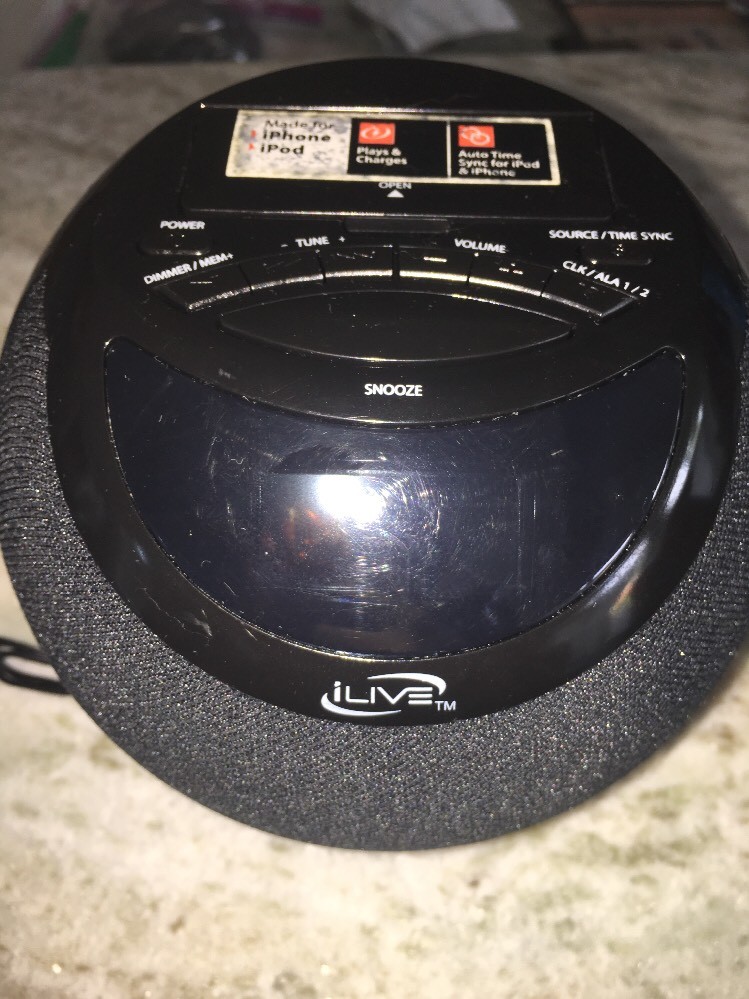 Ilive icp102b clock radio with dock
