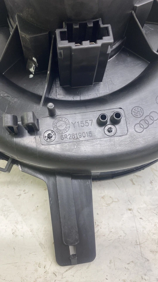 Seat Ibiza 2012-2016 1.0 бензин нагреватель вентилятора двигателя 6R2819015 - Изображение 4 из 4