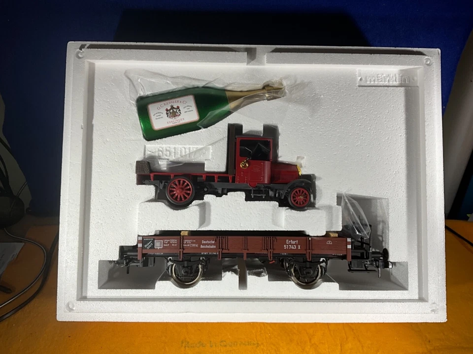 E11-83 TRAIN CARS - MUSEUMSWAGEN 2002 - GAGE 1 - MARKLIN 1 #58315 - Image 3 of 4