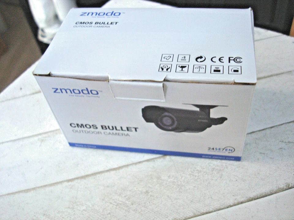New - Zmodo Model ZMD-CBR-BAS-16NM Outdoor IR Bullet Camera 600 TVLs - Image 3 of 4