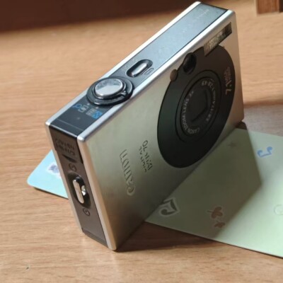 Canon IXUS 70/ SD1000 7.1MP 3X Optical CCD Vintage Digital Camera