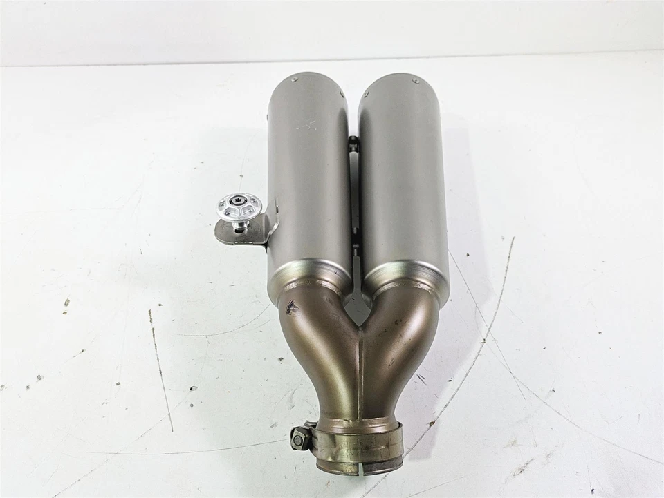 Silenciador de tubo de escape 2015 BMW R nineT K21 bom fabricante de equipamento original Akrapovic 18518544817 - Imagem 2 de 4
