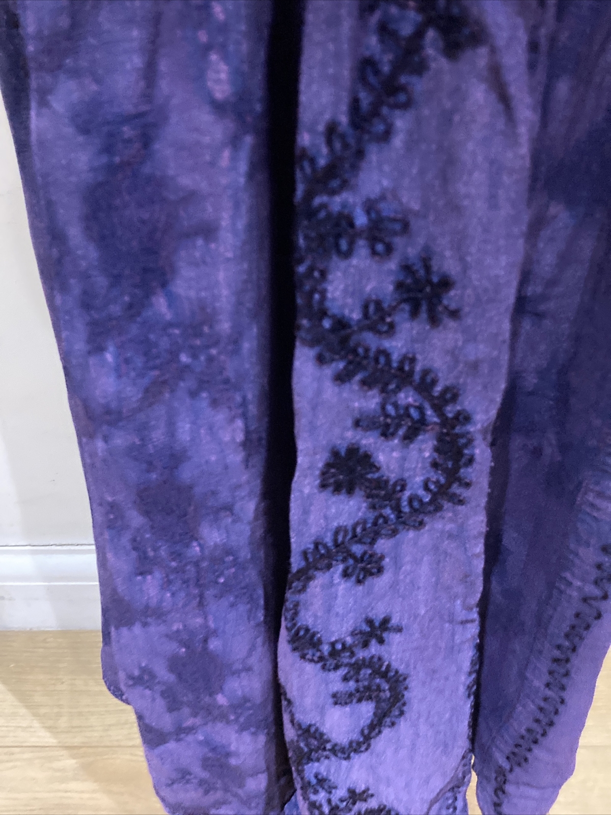 1970s/1980s Vintage Indian Purple Skirt, 13.5" across waist, un-stretched 5