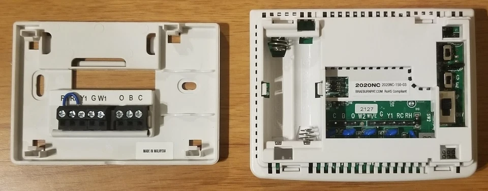 Termostato programable Braeburn 2020NC Builder Series 1H/1C, usado sin baterías Foto 2 de 2