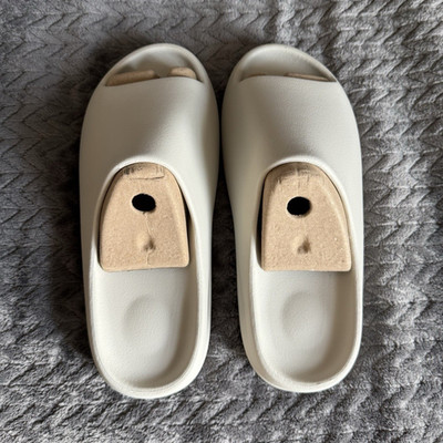 Yeezy YS-01 Cream Slide Sandals Men s Size 13 US Brand New with Box