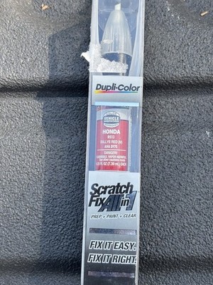 Dupli-Color AHA0975 Honda Rallye Red (M) (R513) All-in-1 Touch-Up Paint