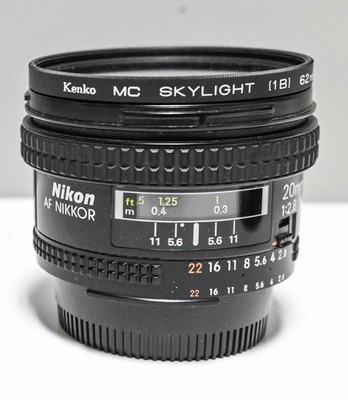 Nikon AF Nikkor 20mm f/2.8 Lens with Front/Rear Caps - /Used Nikon AF Nikkor 20mm f/2.8 Lens with Front/Rear Caps - /Used