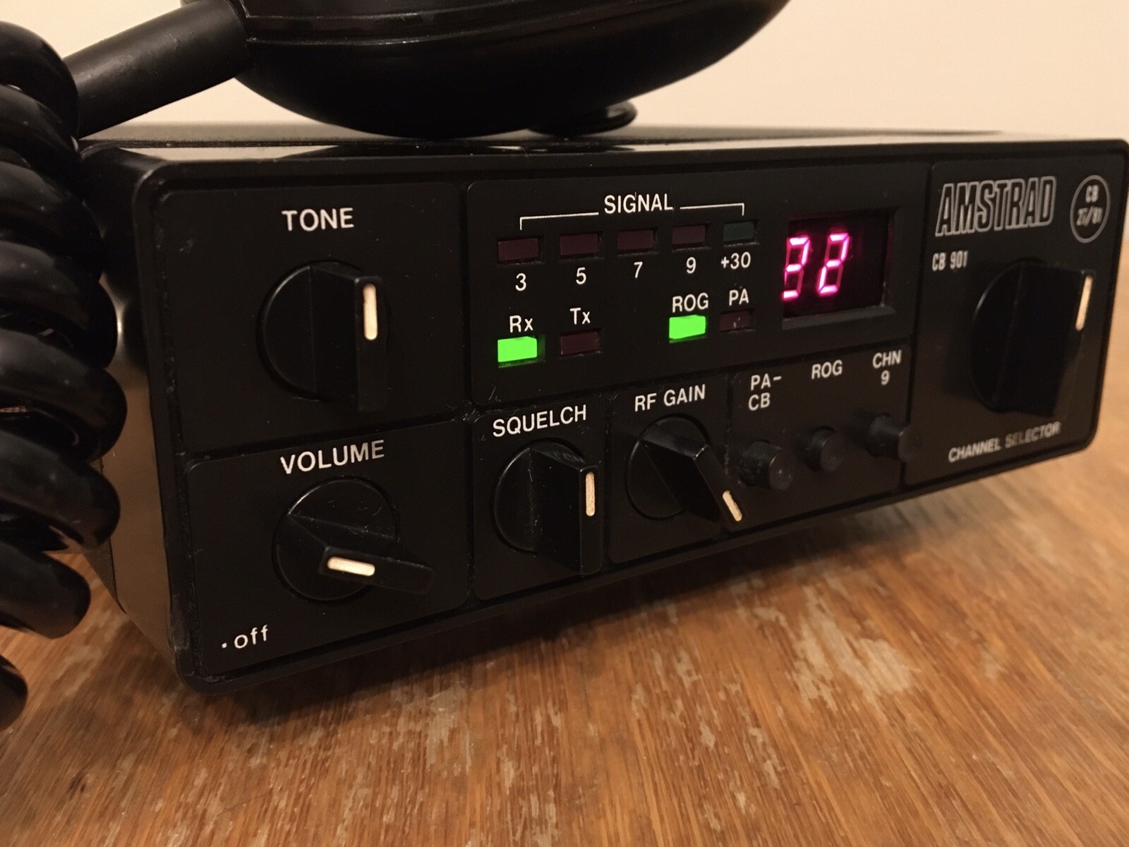 Amstrad CB901 40 Channel UK FM CB Radio (Japan version) with Roger