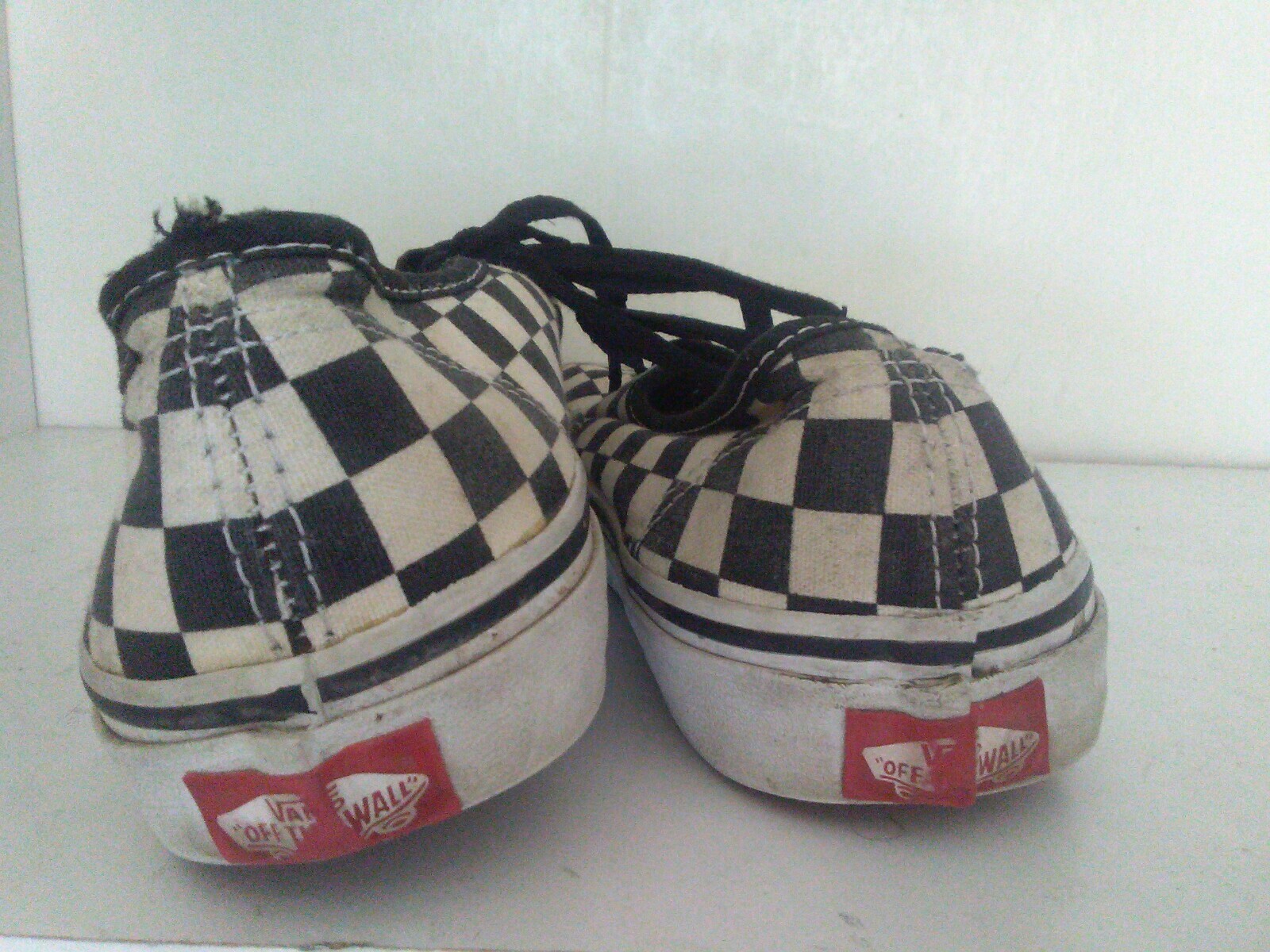 vans checkered skateboard