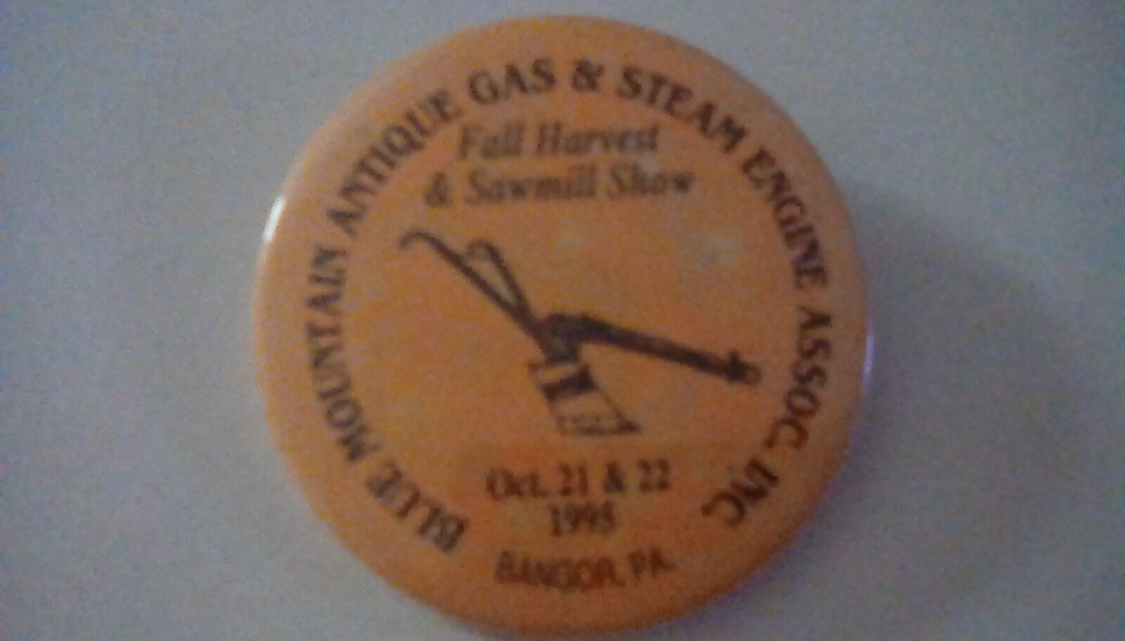 1995 Pinback Blue Mountain Antique Gas & Steam Engine Bangor Pa.