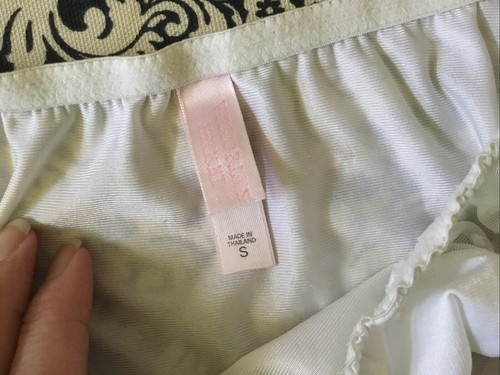 VTG Victorias Secret 2001 White Shiny Second Skin Liquid Satin Panties Small - Picture 2 of 8