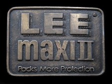 RL05117 VINTAGE 1970s  LEE MAXI II PACKS MORE PROTECTION  AIR FILTERS BUCKLE