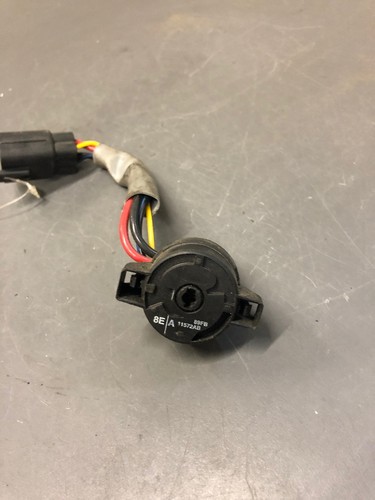 Ignition switch contact
