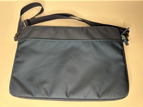 STM Laptop Bag 3 Pockets up to 15" Screens with Shoulder Strap - Blue VGC - Photo 3/11