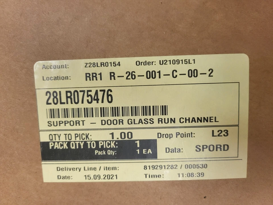 Land Rover Range Rover Sport 2015-2022 molduras traseras repuestos Foto 3 de 4