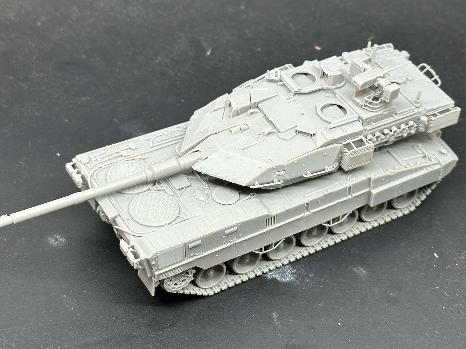 3D Printed 1/72/87/144 German Leopard 2A7 Main Battle Tank