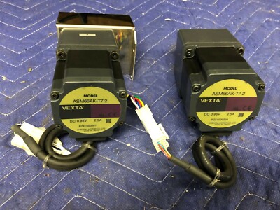 Lot of 2x Vexta Servo Motor ASM66AK-T7.2 0.98V Closed Loop Stepper