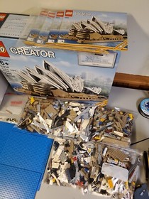 Lego Sydney Opera House - 10234 - 100% Complete - Original Box & Instructions 