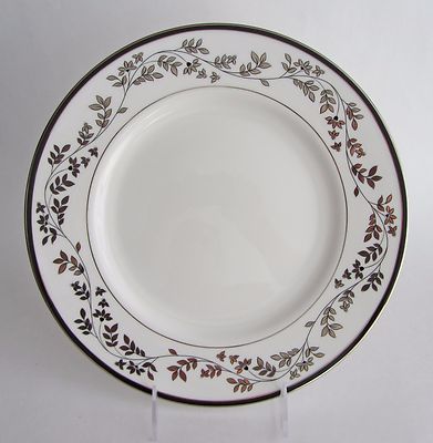 LENOX Classics Collection Jonquil WHITE Dinner Plates Set of NEW