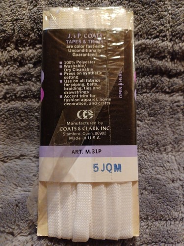 Vintage J. & P. Coats WHITE Polyester Knit Braid 3 Yards NIP - Picture 2 of 2