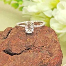 Crystal Quartz Gemstone Ring,Women's Ring,Handmade Ring,925 Sterling Silver,Gift