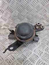 TOYOTA YARIS CROSS MXP Stoßdämpfer vorne rechts FCD500 1.50 2018 32439496