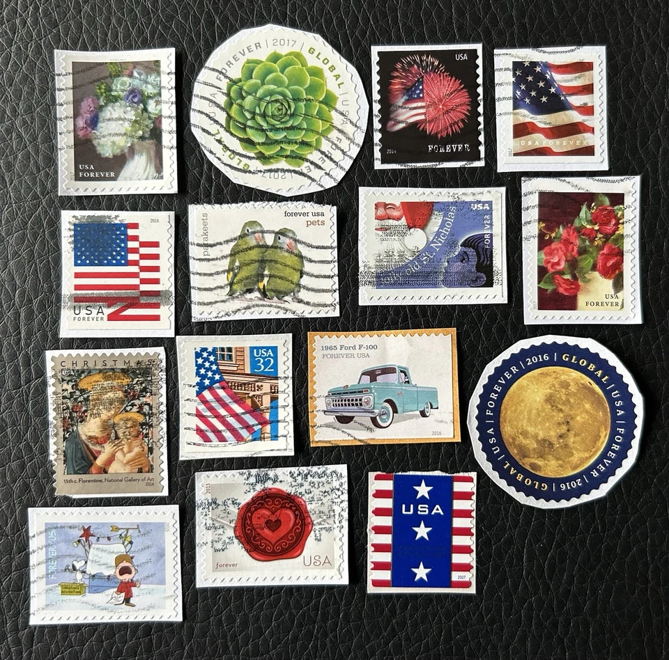 Lot de 15 timbres des USA années diverses - encore sur fragment - Z119 - Photo 1/1