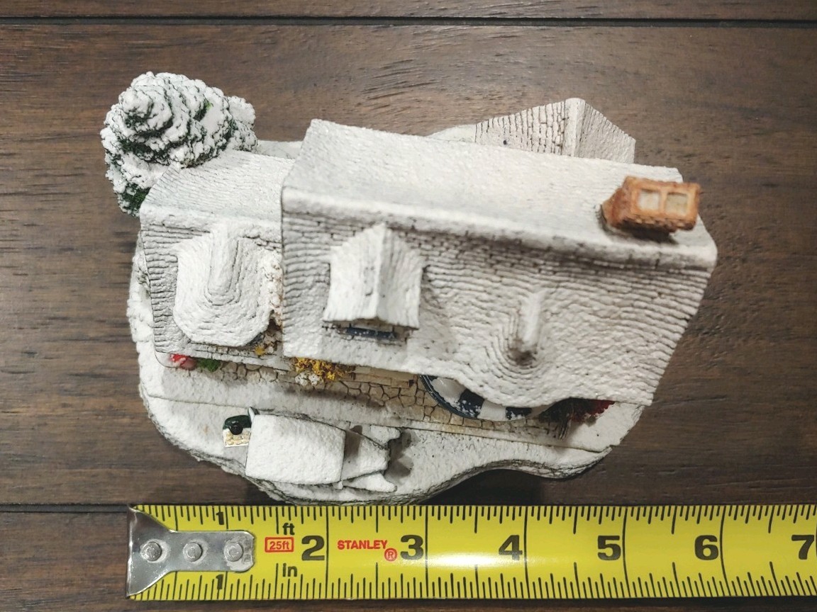 Lilliput Lane Christmas Cake RARE 2001 Special Edition Mint Cond
