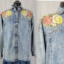 Vtg Pretty Bleu Acid Wash Denim Shirt w Applique Florals Rhinestones Size M