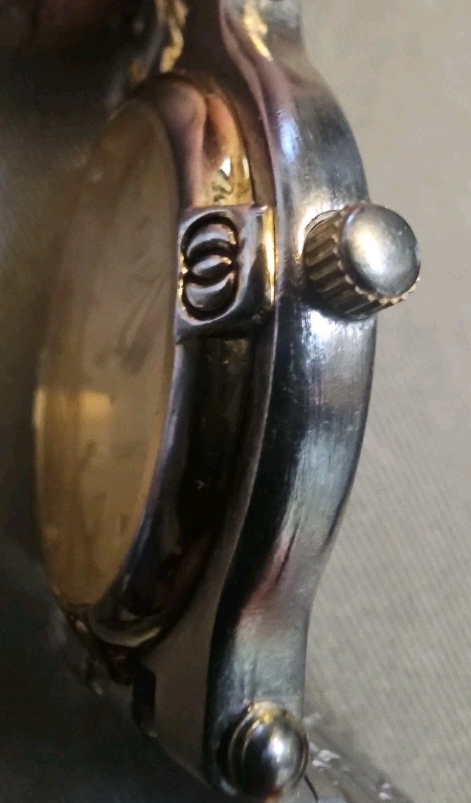 Gucci Watch - image 8