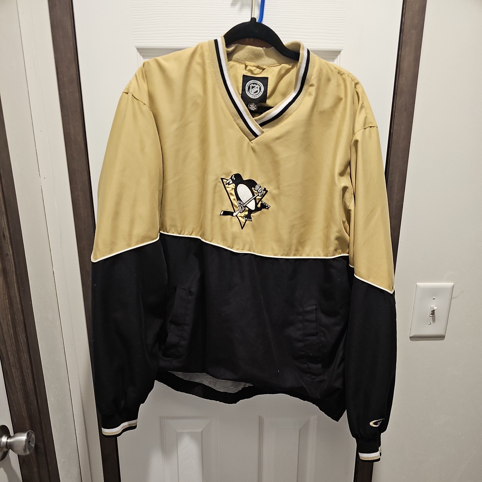 Pittsburgh Penguins Nhl Pull Over Vintage Official Licensed Product