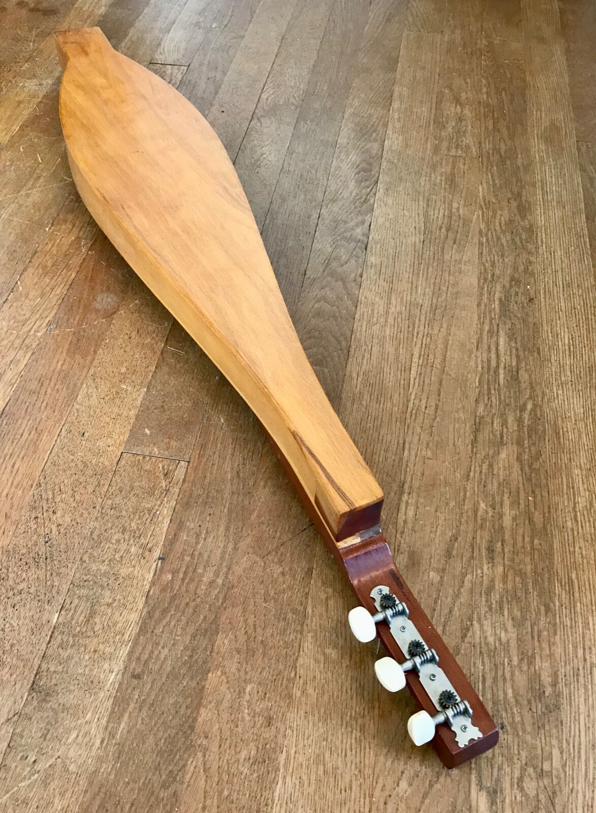 Appalachian Mountain Dulcimer w/ McSpadden Gig Bag. ThreeString
