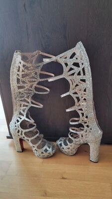 Samba Stiefel Gladiatoren silber glitzernd Schnallen 12 cm Absatz Plateau - Bild 1 von 4