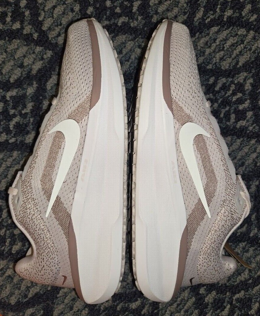 Nike Air Winflo 11 Sport Workout Cross-Train Road Runner FJ9510